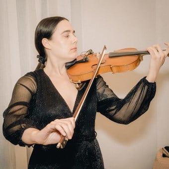 Live Music & Bands: Ellen Daly - Violinist 6