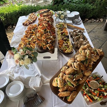 Full Service Caterers: La Cantina Catering 4