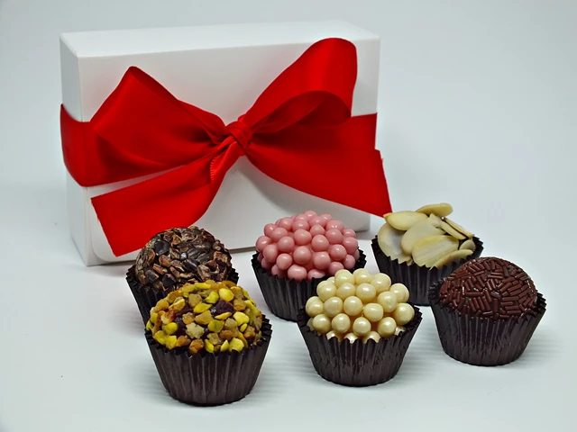 Mary's Brigadeiro Chocolate Gift Box