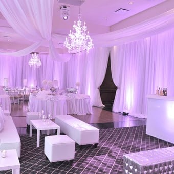 Banquet Halls: Paradise Banquet & Convention Centre 7