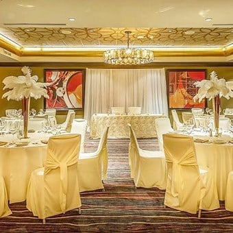 Banquet Halls: Ruth's Chris Steakhouse Niagara Falls 8