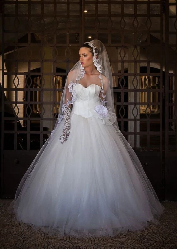 Sharleez Bridal, Ajax