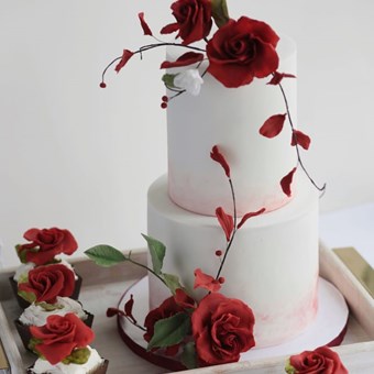 Wedding Cakes: Yue's Cake Boutique 5