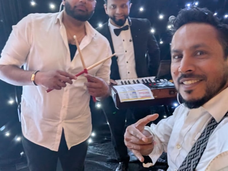 Evolution Band and DJ Entertainment profile photo