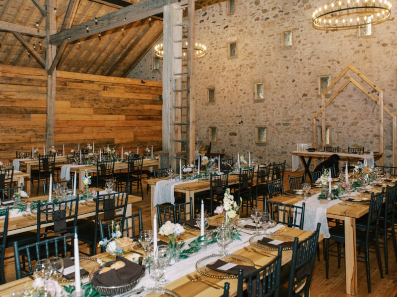 The Fieldstone Barn profile photo