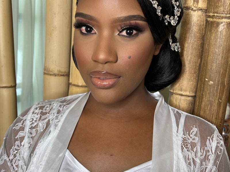 Trop Belle Make Up profile photo