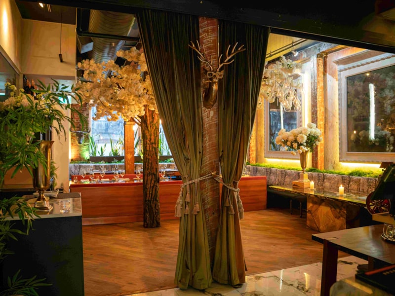 Woods Restaurant profile photo