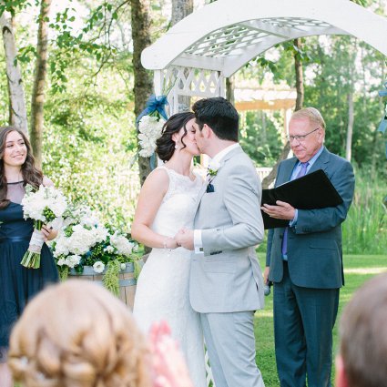 Blooming Wellies featured in Sabrina and Michael’s Beautiful Holland Marsh Winery Wedding!