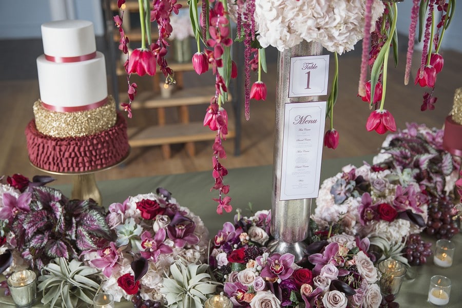 Opening Night Flowers featured in Wedding Floral Trends from over 15 of Toronto’s Top Florists!