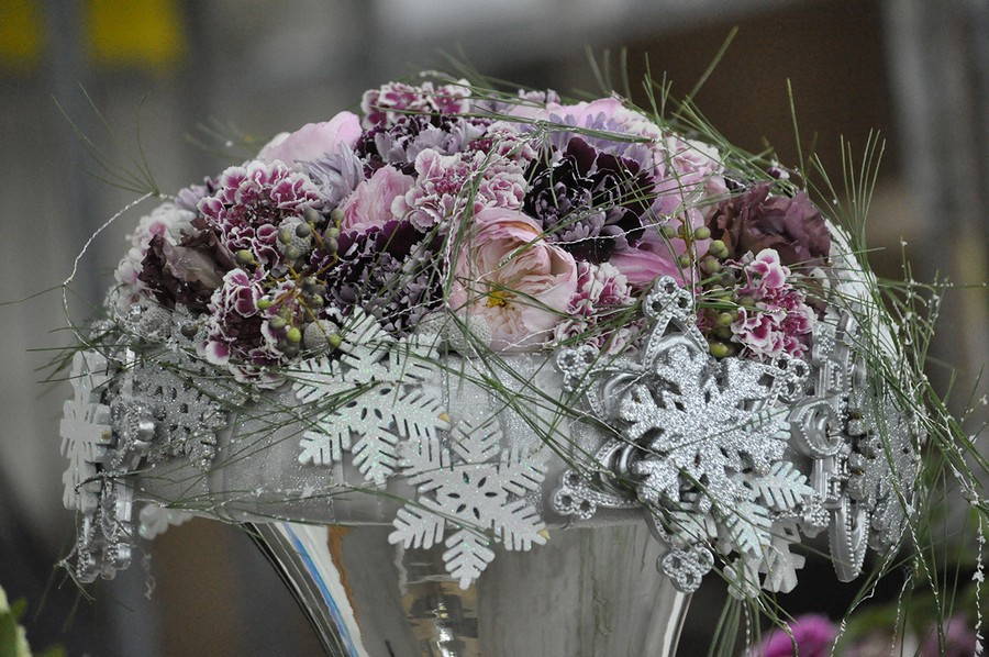Kaas Floral Design featured in Winter Wedding Floral Trends from Toronto’s Top Florists