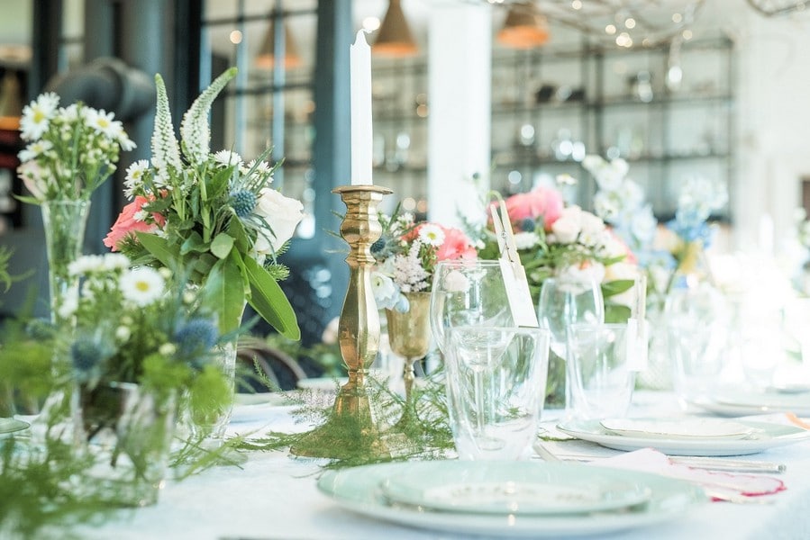 The Rose Mint featured in Wedding Floral Trends from over 15 of Toronto’s Top Florists!