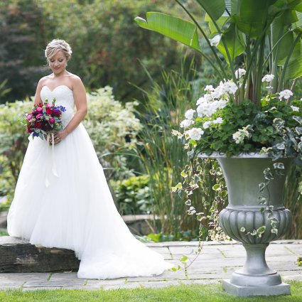 Melanie Rebane Photography featured in Kalyn and Emmanuel’s Romantic Vineyard Wedding at Honsberger …