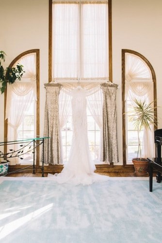 Carousel images of Vogue Sposa