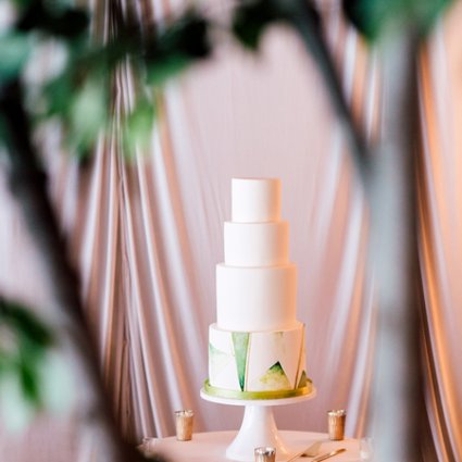 The Wedding Cake Shoppe featured in Jessica and Daniel’s Luxe Garden Wedding at York Mills Gallery