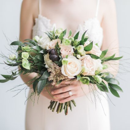 BLUUMBLVD Floral & Events featured in A Stunning Style Shoot at The Richmond: Bare Your Soul