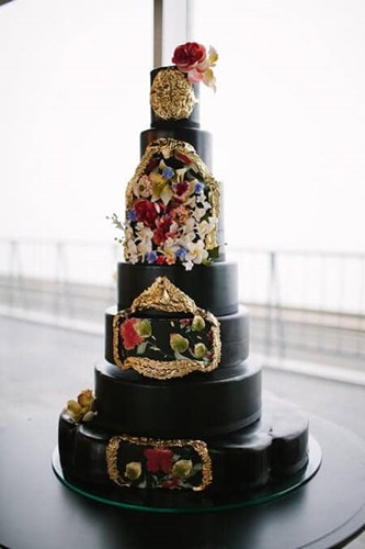 Carousel images of Cakes by Mavis