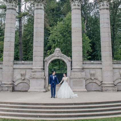 Exotica Limo featured in Ashley and Boran’s Lush Wedding at The Guild Inn Estate