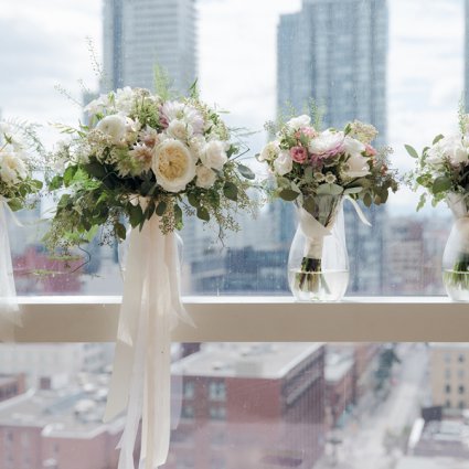 Flowers Time featured in Olivia and Ben’s Enchanting Wedding at the Shangri-La Hotel