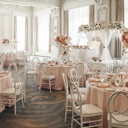 CocoaFancy featured in Hong and Mingcheng’s Ultra Luxe Wedding at The King Edward Hotel