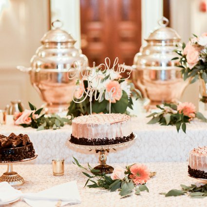 LaRocca Cakes featured in Kristin and Greg’s Classic Summer Wedding at Graydon Hall