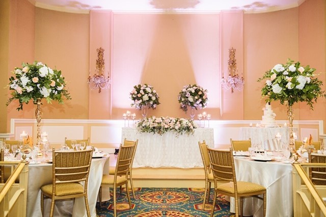 Theresa and Michael's Classically Elegant Wedding at The Fairmont