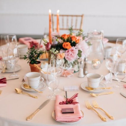 Periwinkle Flowers featured in Margo and Jacob’s Sweet Wedding at The Henley Room