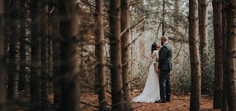 Amanda and Brad’s Cozy Fall Wedding at The Doctor’s House