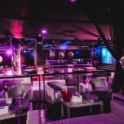 Her featured in Top 10 Toronto Nightclubs and Lounges Perfect for your Corpor…