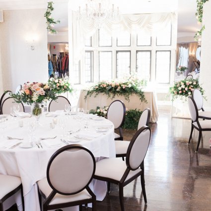 Wild Theory Floral and Event Design featured in 2019’s Annual Wedding Open House at Estates of Sunnybrook