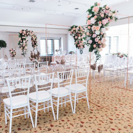 Secrets Floral Collection featured in 2019’s Annual Wedding Open House at Estates of Sunnybrook