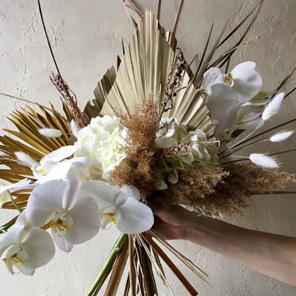 Botany Floral Studio featured in 10 Wedding Floral Trends for 2019 You Need to See