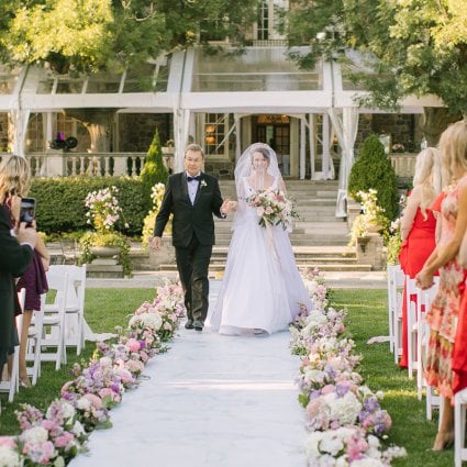 A Brit & A Blonde featured in Toronto’s Prettiest Outdoor Wedding Ceremony Venues