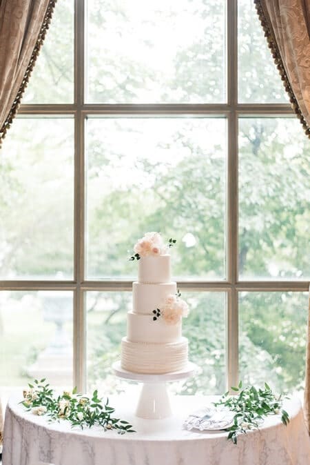 Nikki and Warren's Timelessly Elegant Wedding at Liberty Grand Entertainment Complex