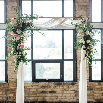 Threads and Blooms featured in Laurie and Dan’s Rustic Wedding at the Historic Burroughes