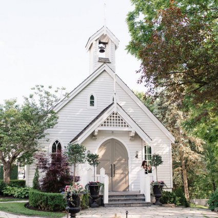 The Doctor's House featured in Megan and Aaron’s Boho Chic Wedding at The Doctor’s House