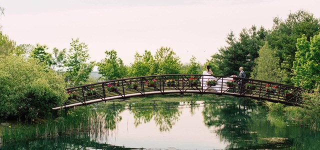 Suzanne and Jamie's Magical Wedding at Kurtz Orchards