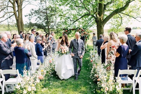 Suzanne and Jamie's Magical Wedding at Kurtz Orchards