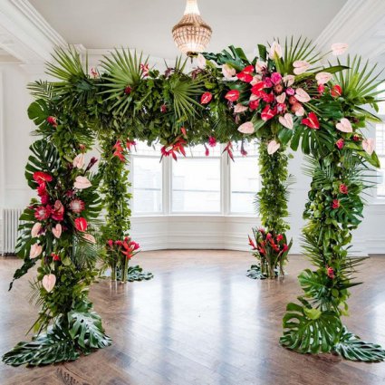 Picotee Flowers featured in A Crazy Rich Asians Inspired Style Shoot at The Great Hall