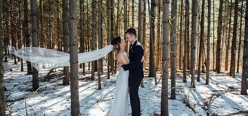Cool Perks of Having a Winter Wedding