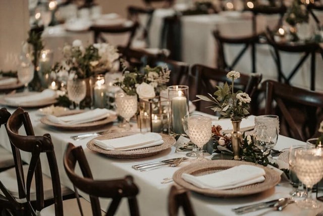 Sarah and Ross' Darling Wedding at the Glenerin Inn & Spa
