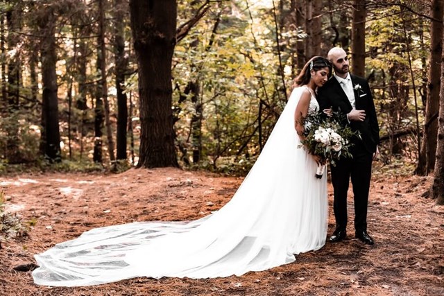 Ana Koi Bridal, Toronto