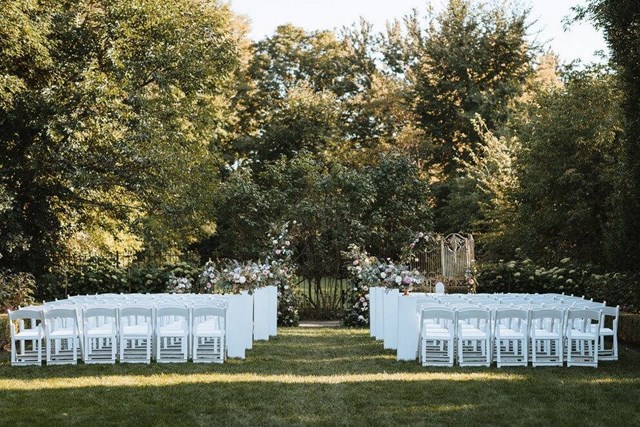 Carol and Sam's "Alice in Wonderland" Wedding at Graydon Hall