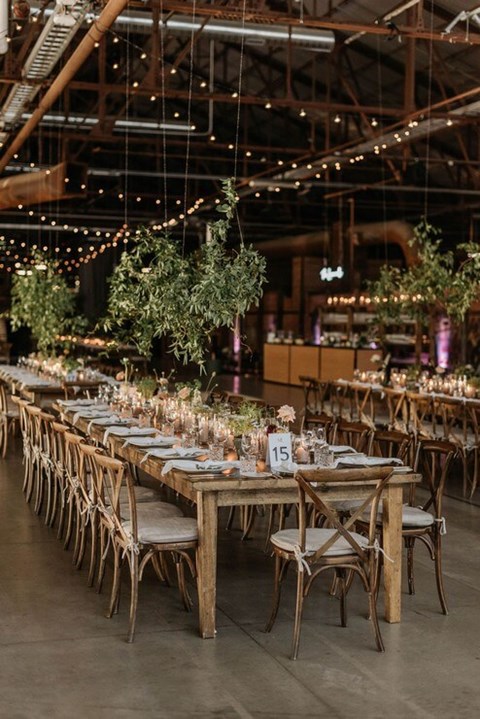 Leslie and Damien's Rustic-Chic Wedding at Evergreen Brick Works