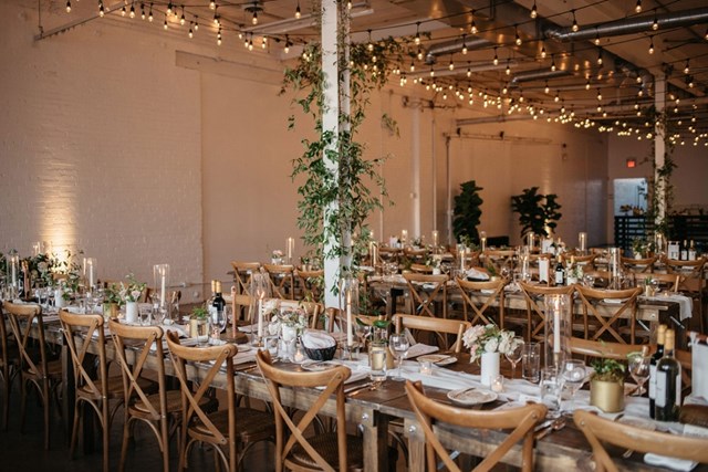 A Lavish Affair, Toronto