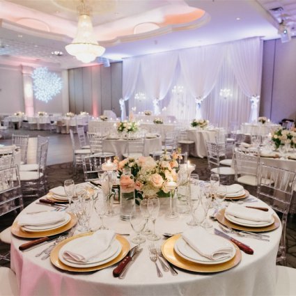 DeLight Floral + Design featured in Jamila and Lester’s Grand Wedding at Mississauga Convention C…