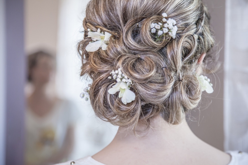 6 foolproof steps to picking your wedding hairstyle, 2