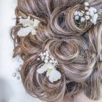 4 things to consider when choosing your wedding accessories, 2