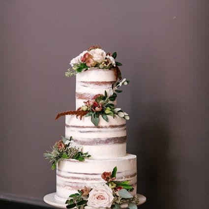 Yue's Cake Boutique featured in Amy and Jason’s City Chic Wedding at Steam Whistle Brewery