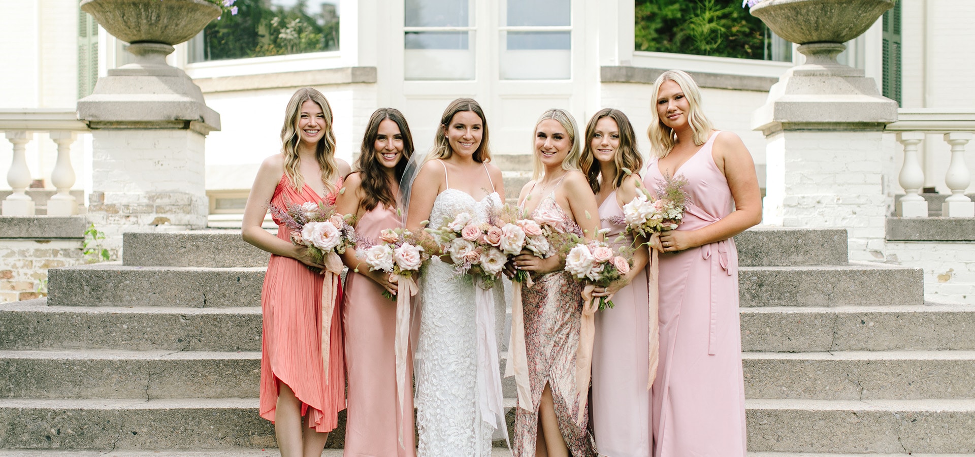 Hero image for 5 Tips to Flawlessly Pull Off Mismatched Bridesmaid Dresses