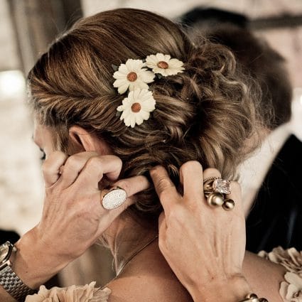 Thumbnail for 6 Foolproof Steps To Picking Your Wedding Hairstyle